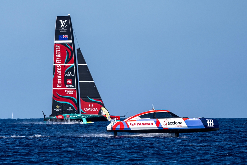 ORIENT EXPRESS RACING TEAM - hydrogen powered foiling boat